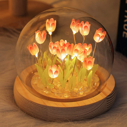 Tulip Night Light Battery Operated Tulip Flower Table Lamp Cute DIY Tulip LED Nightlight Handmade Bedside Sleep Light Simulation Flower Furniture Decoration for Home Desk Gift